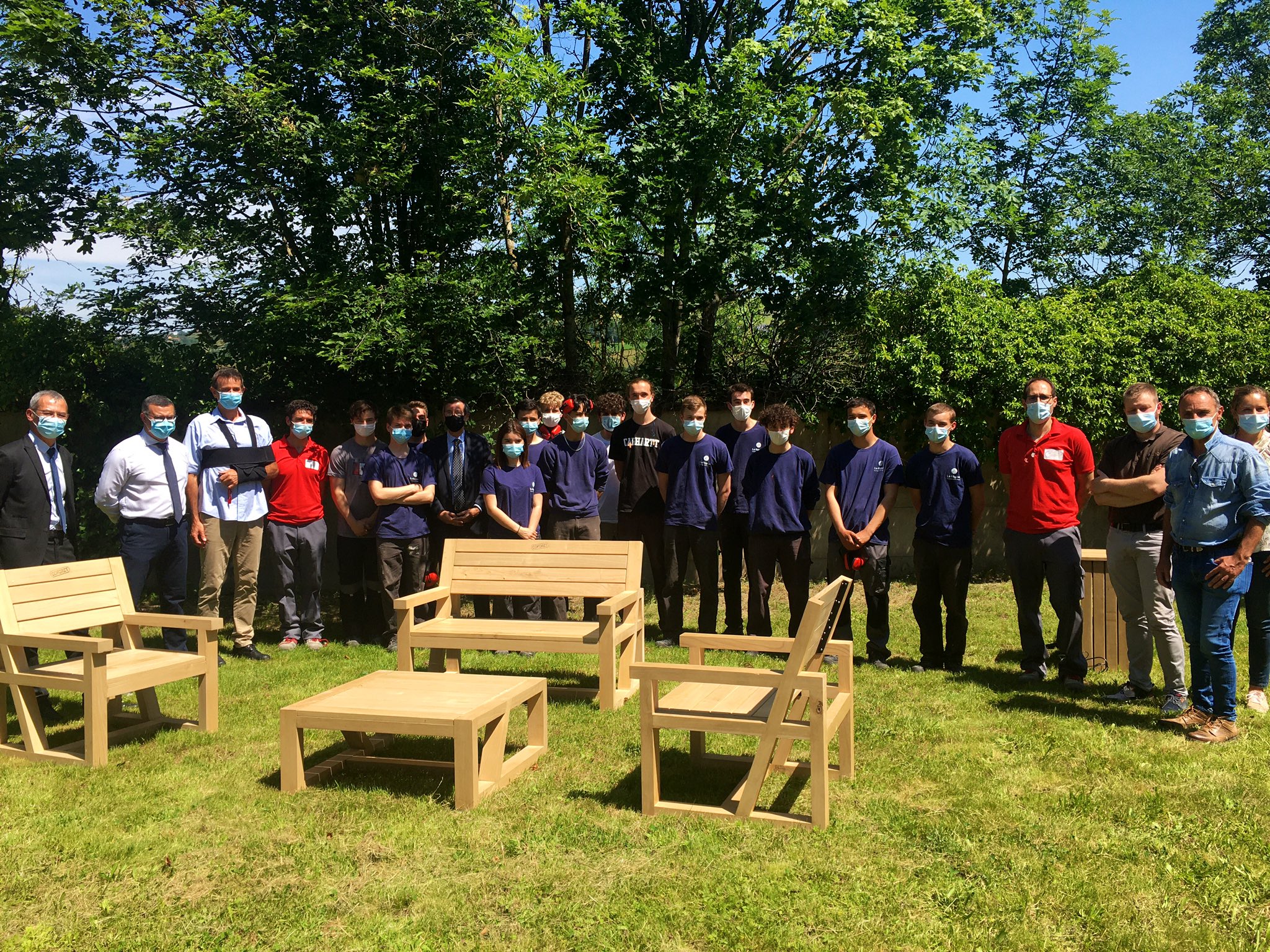 La classe du lycée Barthélémy Thimonnier qui a participé au défi Châtaignier