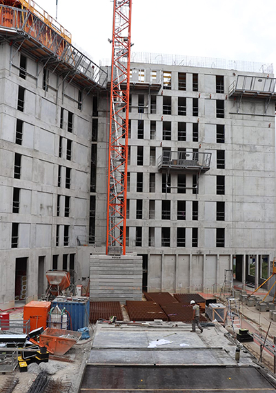 Le nouveau bâtiment en cours de construction