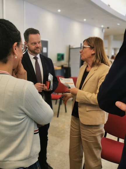 Présence de Mme la Rectrice