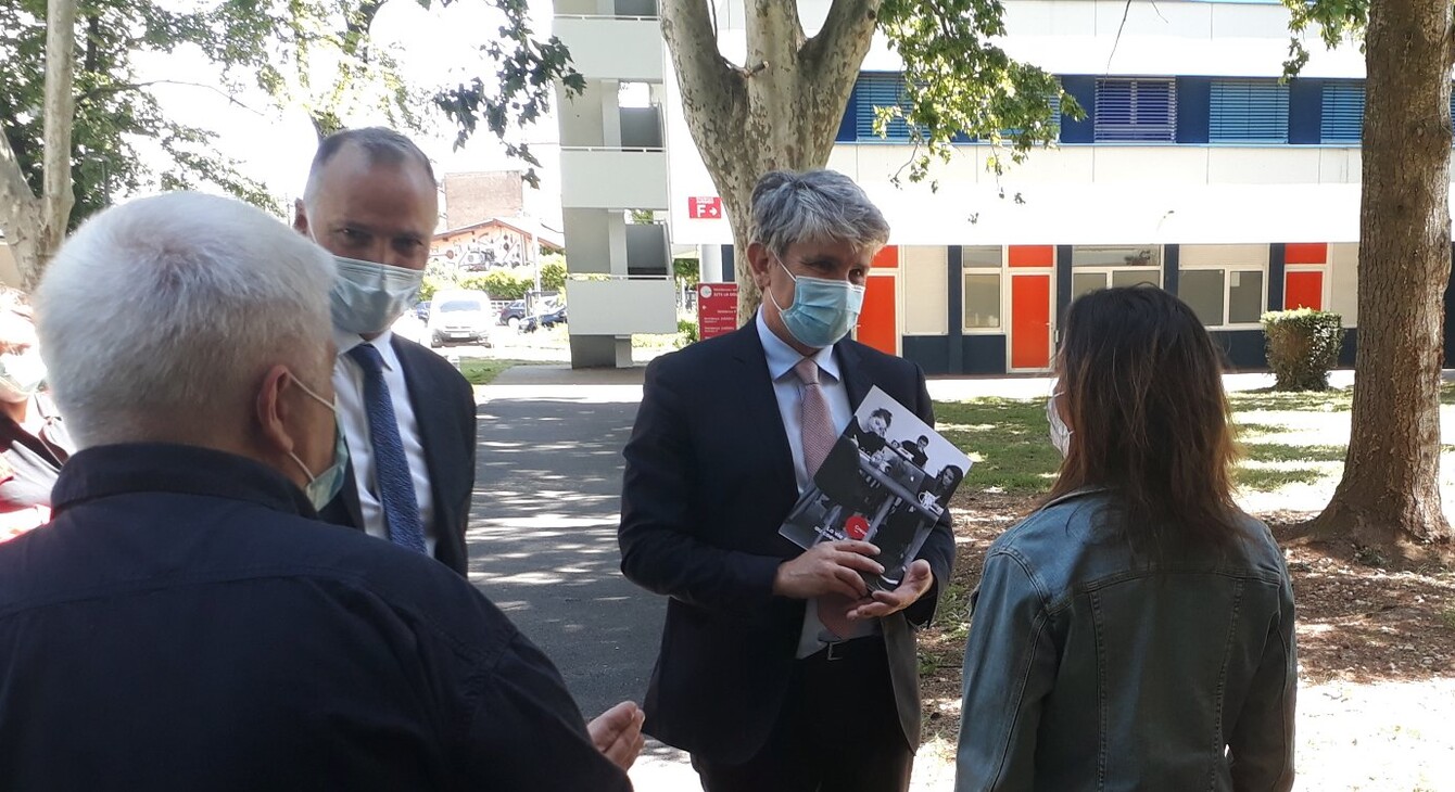 Le recteur délégué Gabriele Fioni lors d'un déplacement