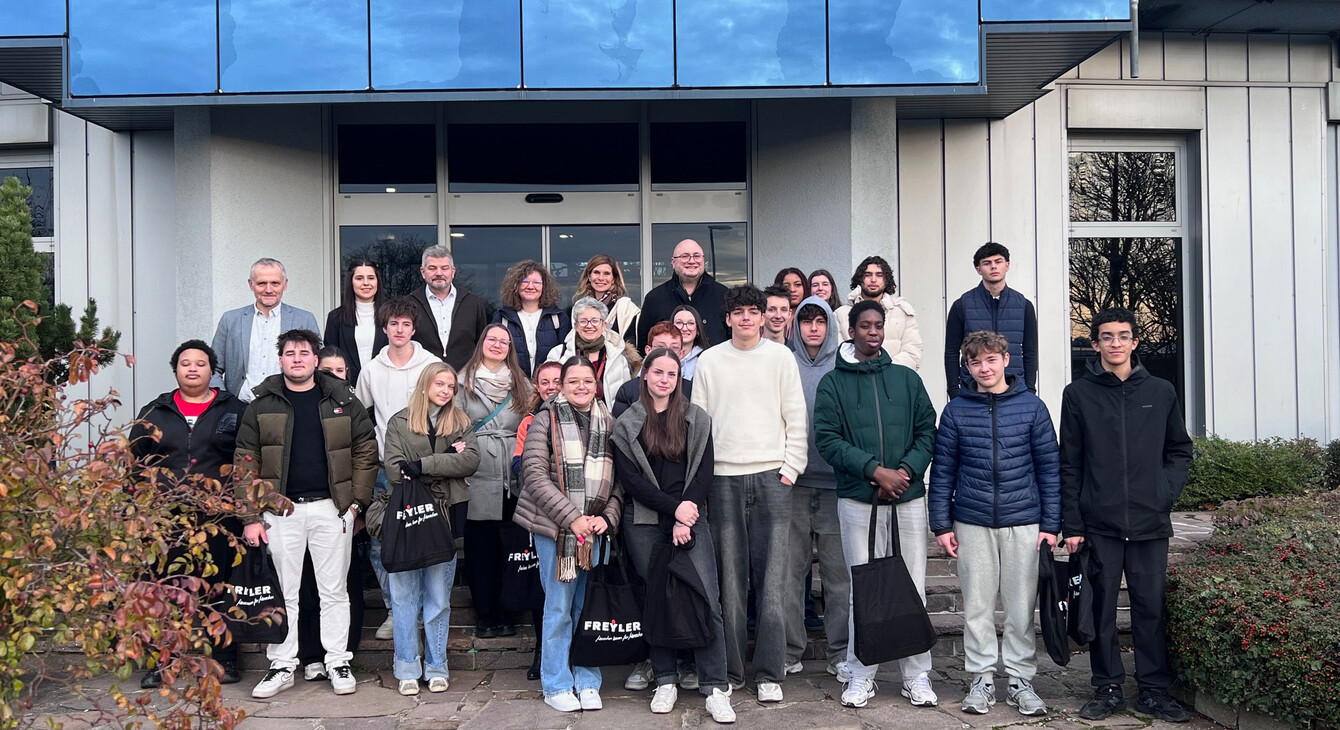 Drareic de Lyon photo de groupe lycéens 