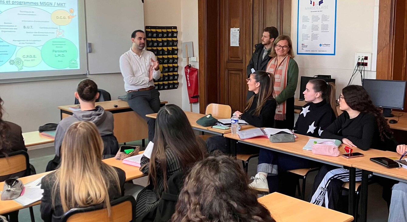 Visite du lycée Édouard Herriot (Lyon 6e) de Madame la Rectrice Anne Bisagni-Faure