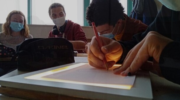 Retour Expérience : Super 8 - Lycée Holzer - Tablettes lumineuses 1